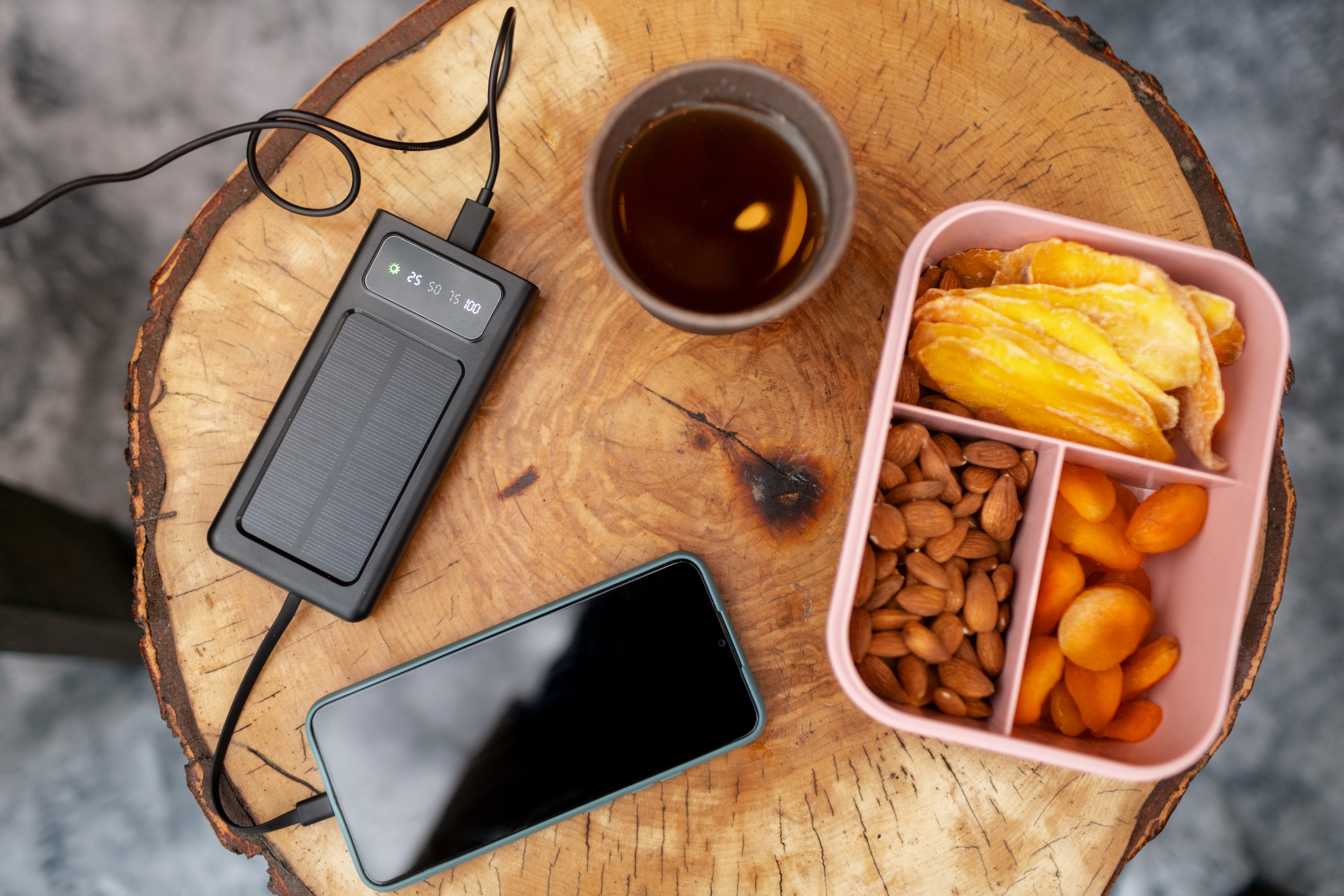 How Solar Power Bank Actual Work?